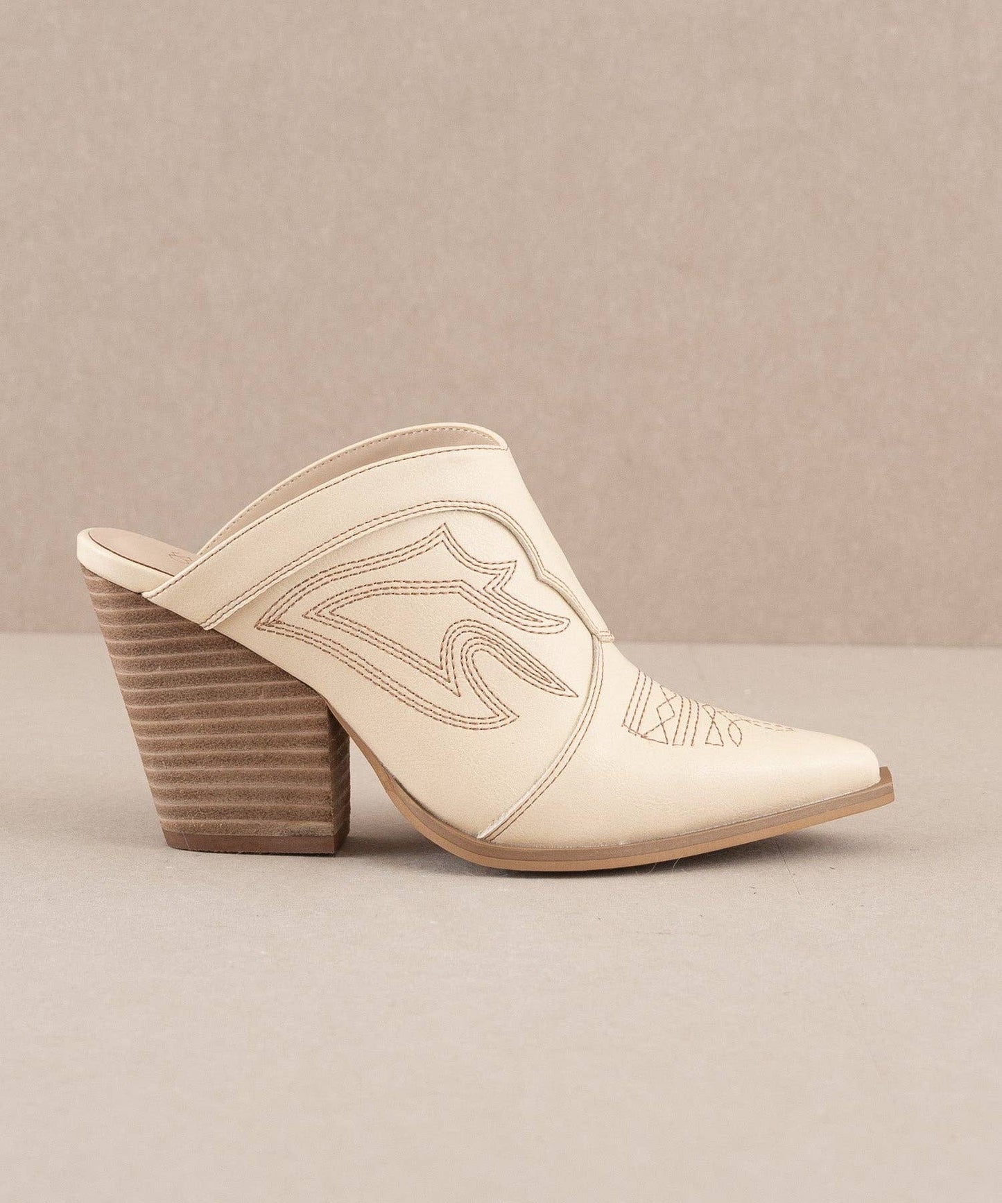 The Kiara Off White | Western Inspired Heeled Mule