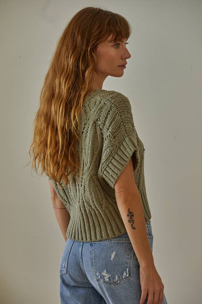 W1124 | Knit Sweater Crochet Round Neck Short Sleeve Top