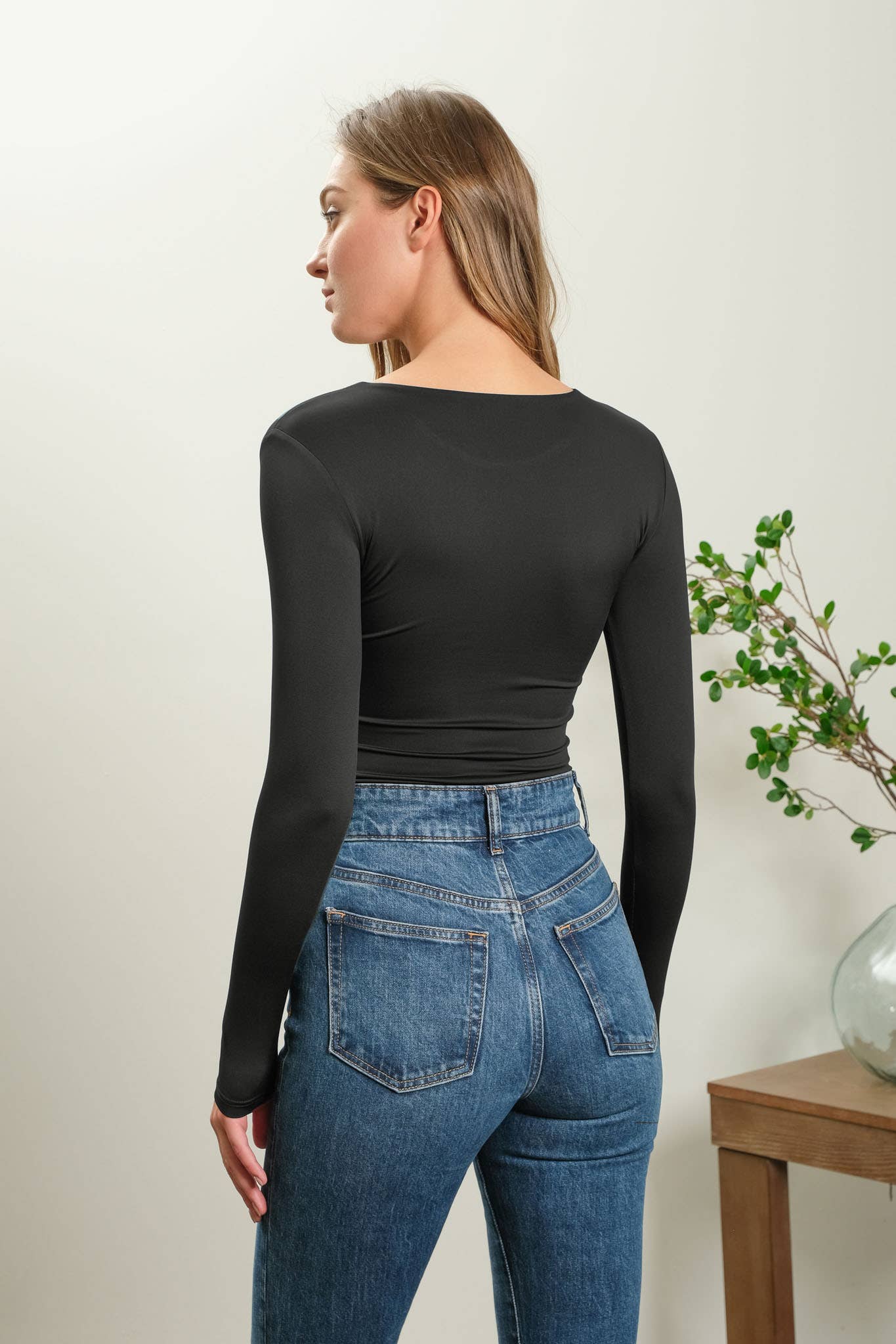 SOLID ROUND NECK LONG SLEEVE BODYSUIT